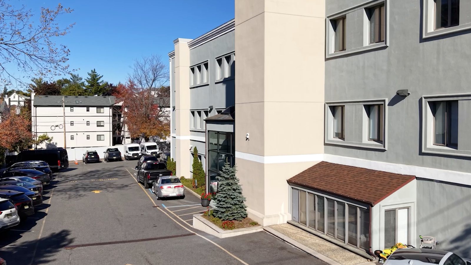 Fort Lee Business Center at 1605 John Street