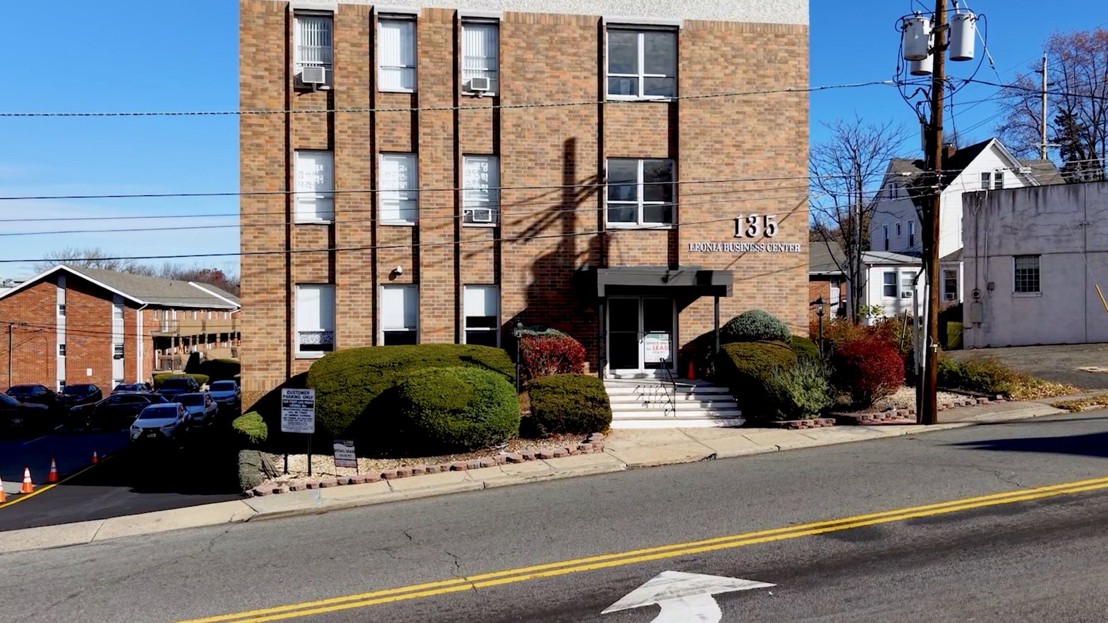 Leonia Business Center at 135 Fort Lee Road