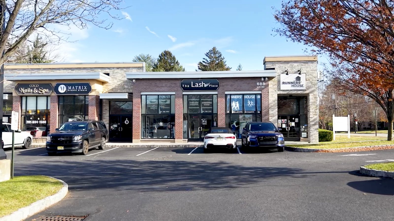 River Vale Plaza storefronts at 688 Westwood Avenue